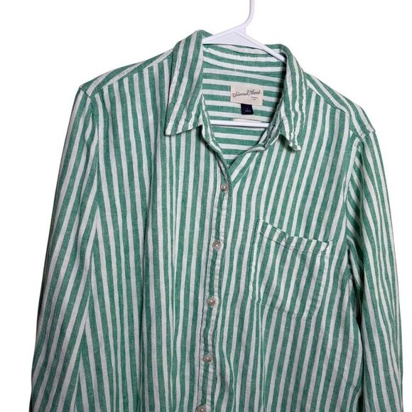 Universal Thread Blouse Women's Large Green Striped Button Up Collared - Picture 2 of 9